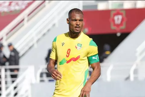 بنين يعلن إصابة قائد المنتخب قبل مواجهة مصر